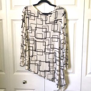CHICO’S TRAVELERS TUNIC